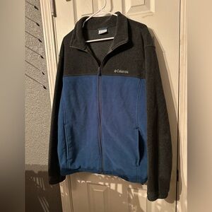 Columbia Black and Blue Zip Up Sweater